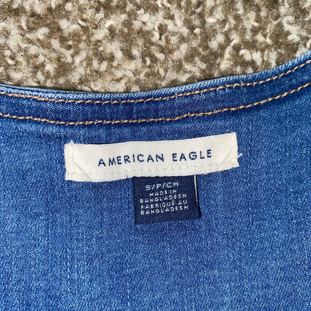 American Eagle Sleeveless Denim Vest - Picture 3 of 5